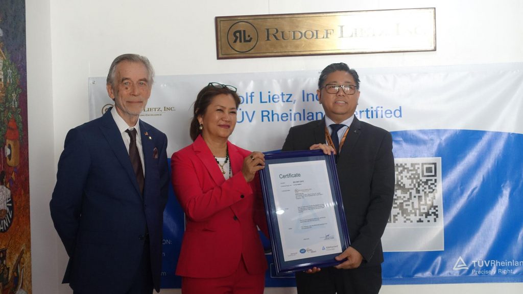 Recieving RLI Awarding from TÜV Rheinland Cert